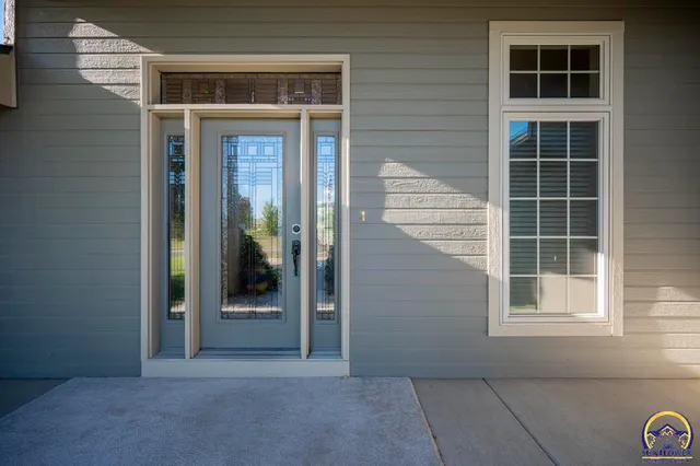 $589,500 | 3333 Northwest 49th Terrace, Topeka, KS 66618