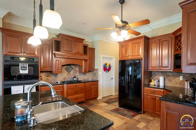 $589,500 | 3333 Northwest 49th Terrace, Topeka, KS 66618