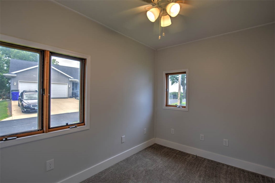 33 Lake Grove Club Decatur, IL 62521 - Photo 14 of 24 an empty room with window