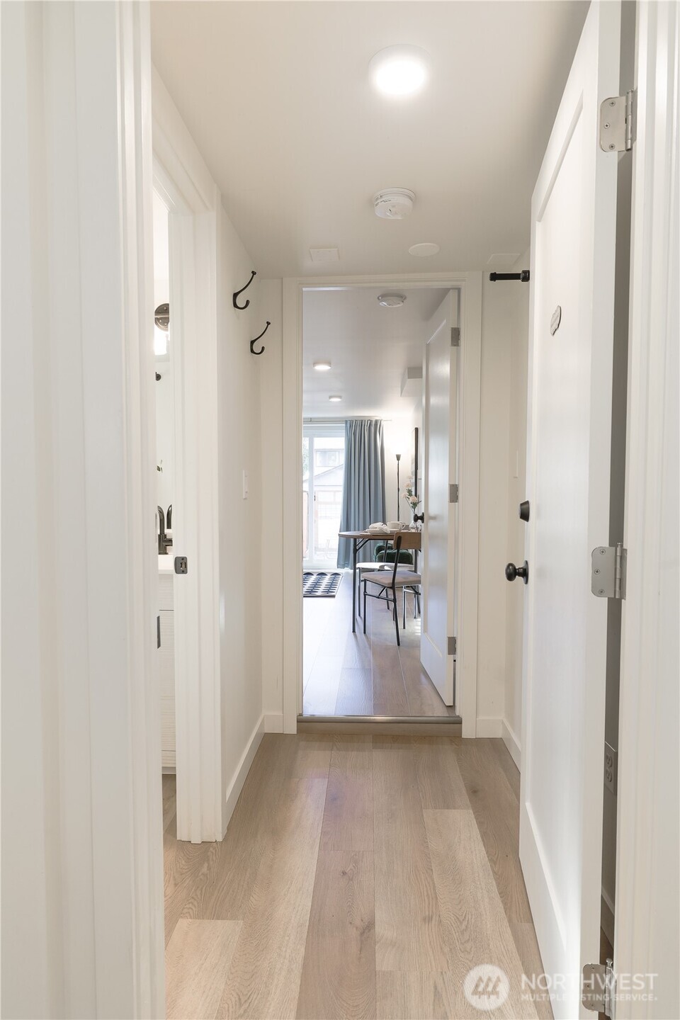 6012 40th Avenue Northeast Seattle, WA 98115 - Photo 17 of 25