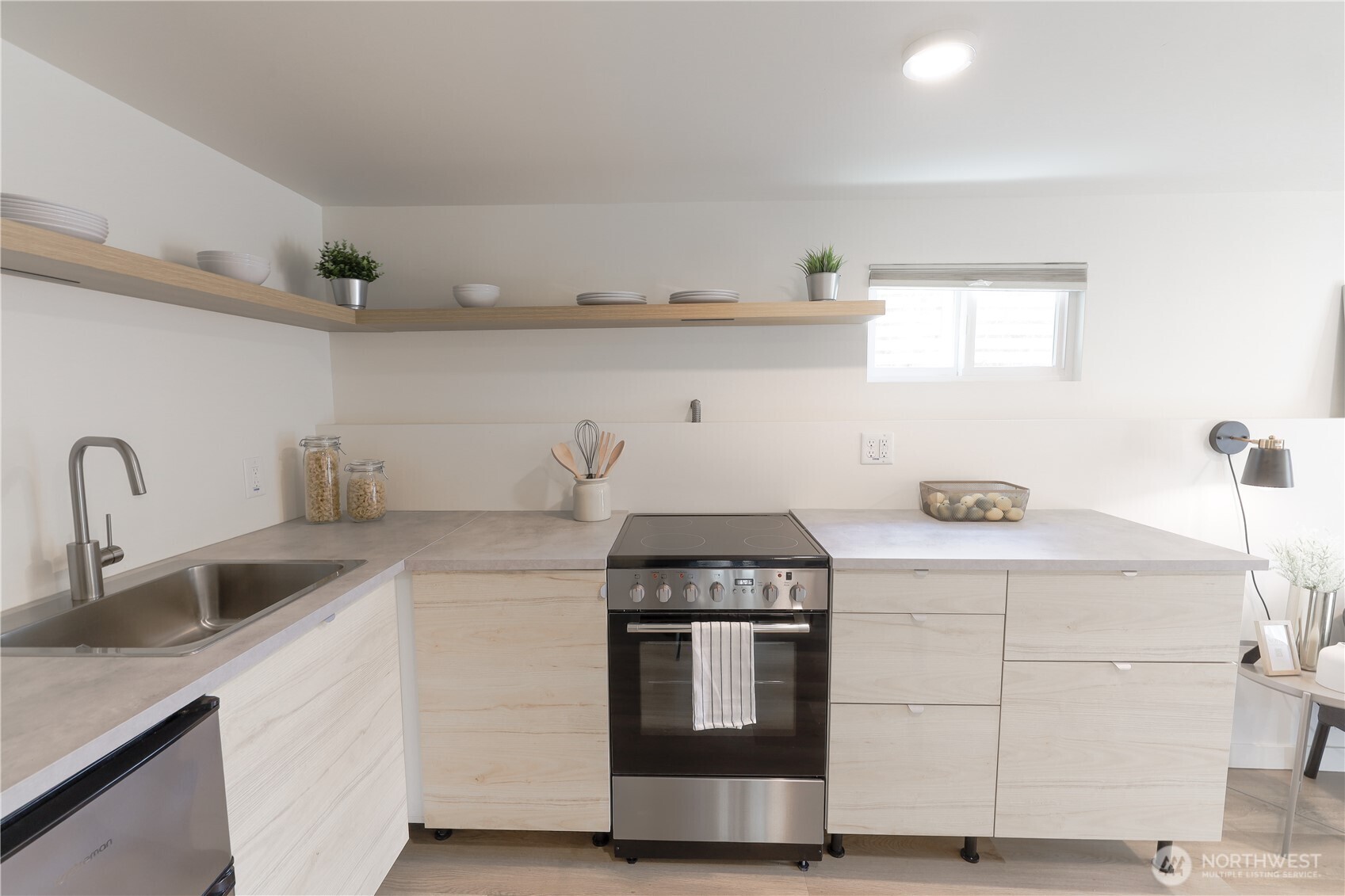 6012 40th Avenue Northeast Seattle, WA 98115 - Photo 20 of 25