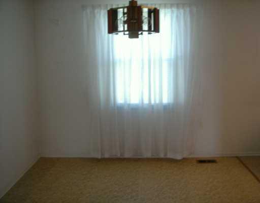 33 Quail Hill Road Pittsburgh, PA 15214 - Photo 3 of 7 Dining Room.