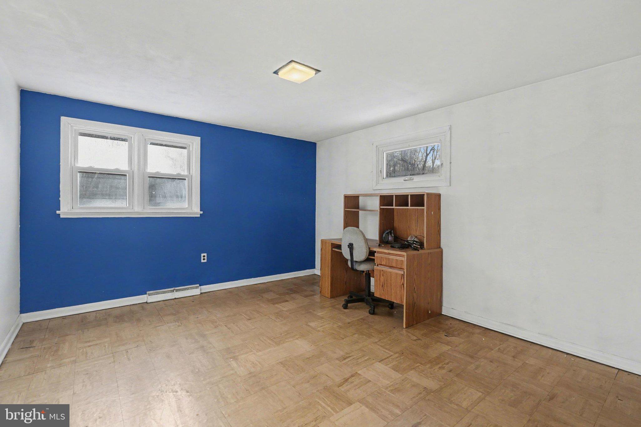 908 Red Hill Road Dauphin, PA 17018 - Photo 17 of 33 a view of livingroom with furniture and workspace
