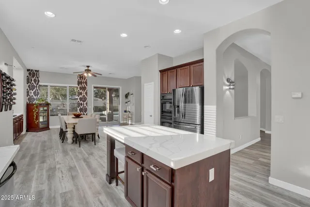 $2,999 | 10226 East Lakeview Avenue, Mesa, AZ 85209