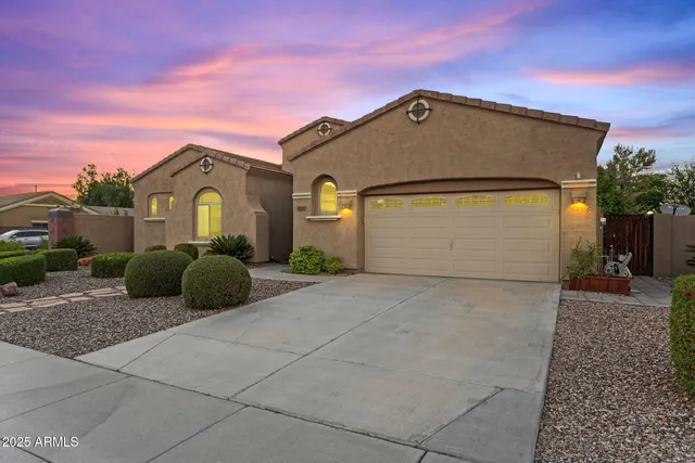 $2,999 | 10226 East Lakeview Avenue, Mesa, AZ 85209