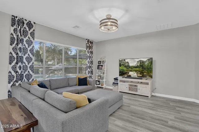 $2,999 | 10226 East Lakeview Avenue, Mesa, AZ 85209