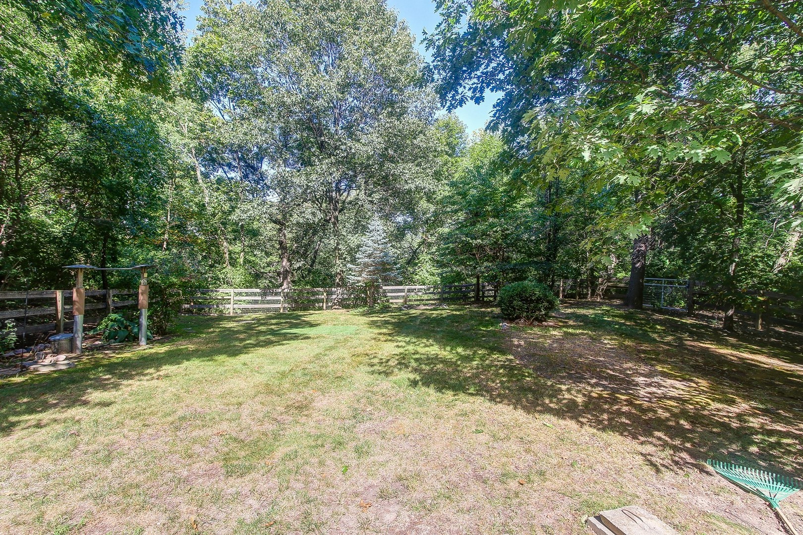 8108 Crystal Springs Road Bull Valley, IL 60098 - Photo 29 of 33 a backyard of a house with lots of green space