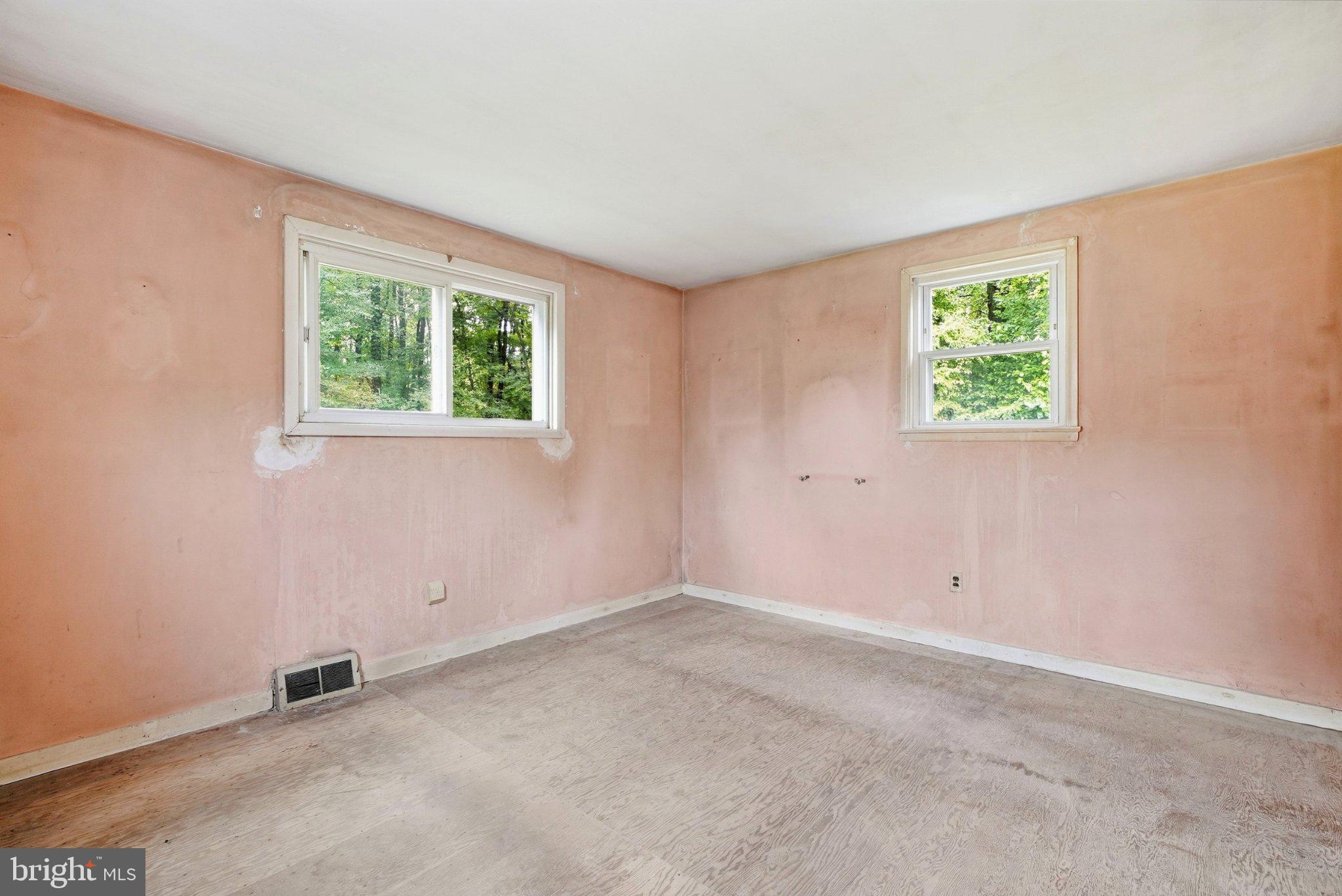 2584 Galloway Road Bensalem, PA 19020 - Photo 14 of 31 Gallery Image 14