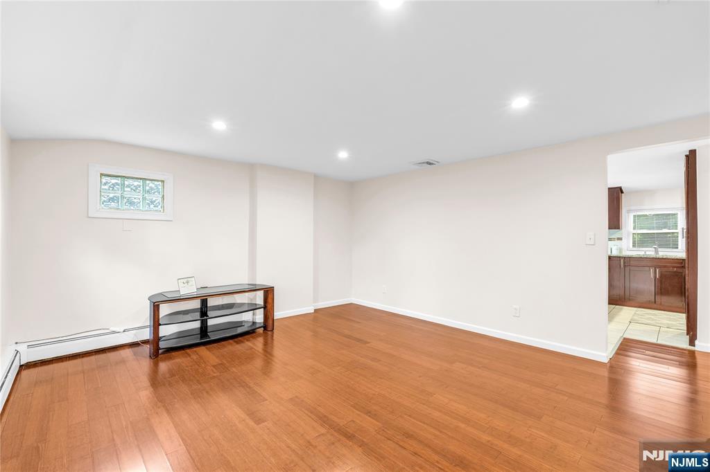 80 East Century Road, Unit 2 Paramus, NJ 07652 - Photo 6 of 12