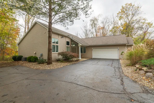 $449,900 | 2798 East T Avenue, Portage, MI 49002