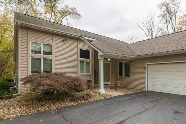 $449,900 | 2798 East T Avenue, Portage, MI 49002