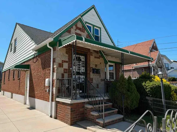 $859,000 | 182-16 141st Avenue | Rochdale