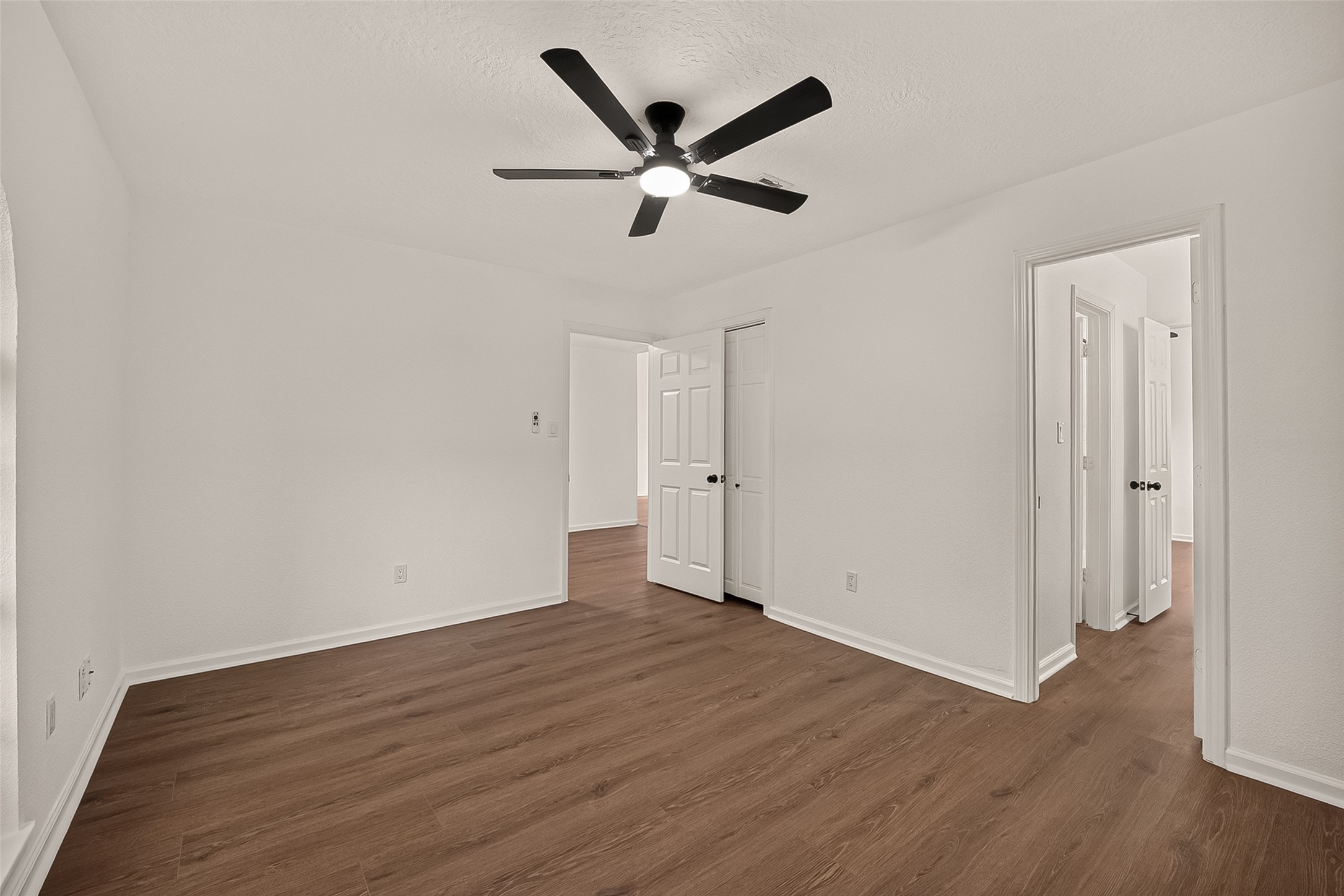 16303 Townes Road Friendswood, TX 77546 - Photo 31 of 44 Gallery Image 31
