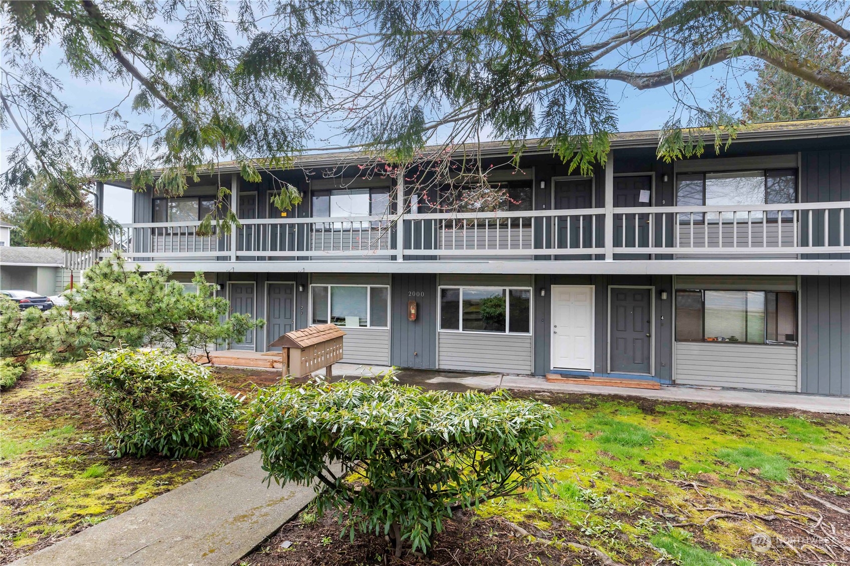 2000 Alabama Street Bellingham, WA 98229 - Photo 6 of 17 a house view with a garden space