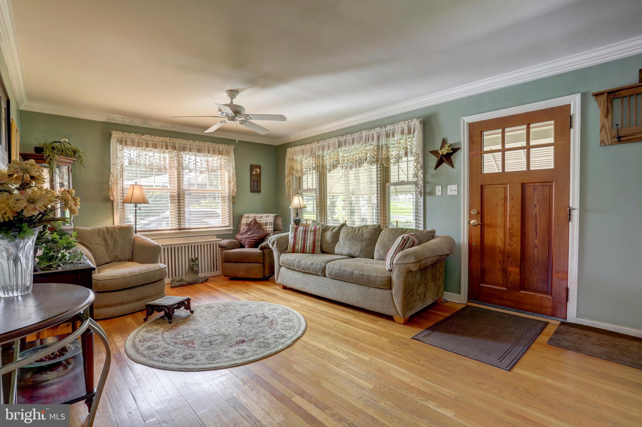 3636 East Newport Road Gordonville, PA 17529 - Photo 6 of 33 Gallery Image 6