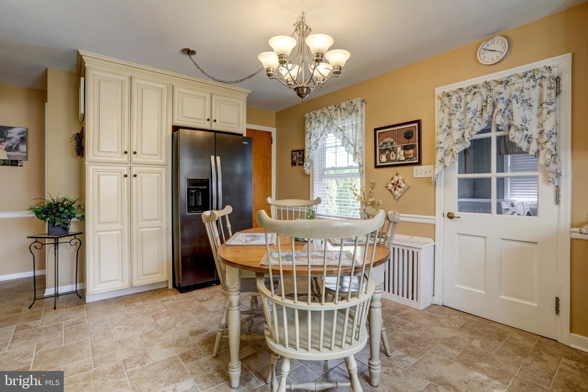3636 East Newport Road Gordonville, PA 17529 - Photo 10 of 33 Gallery Image 10