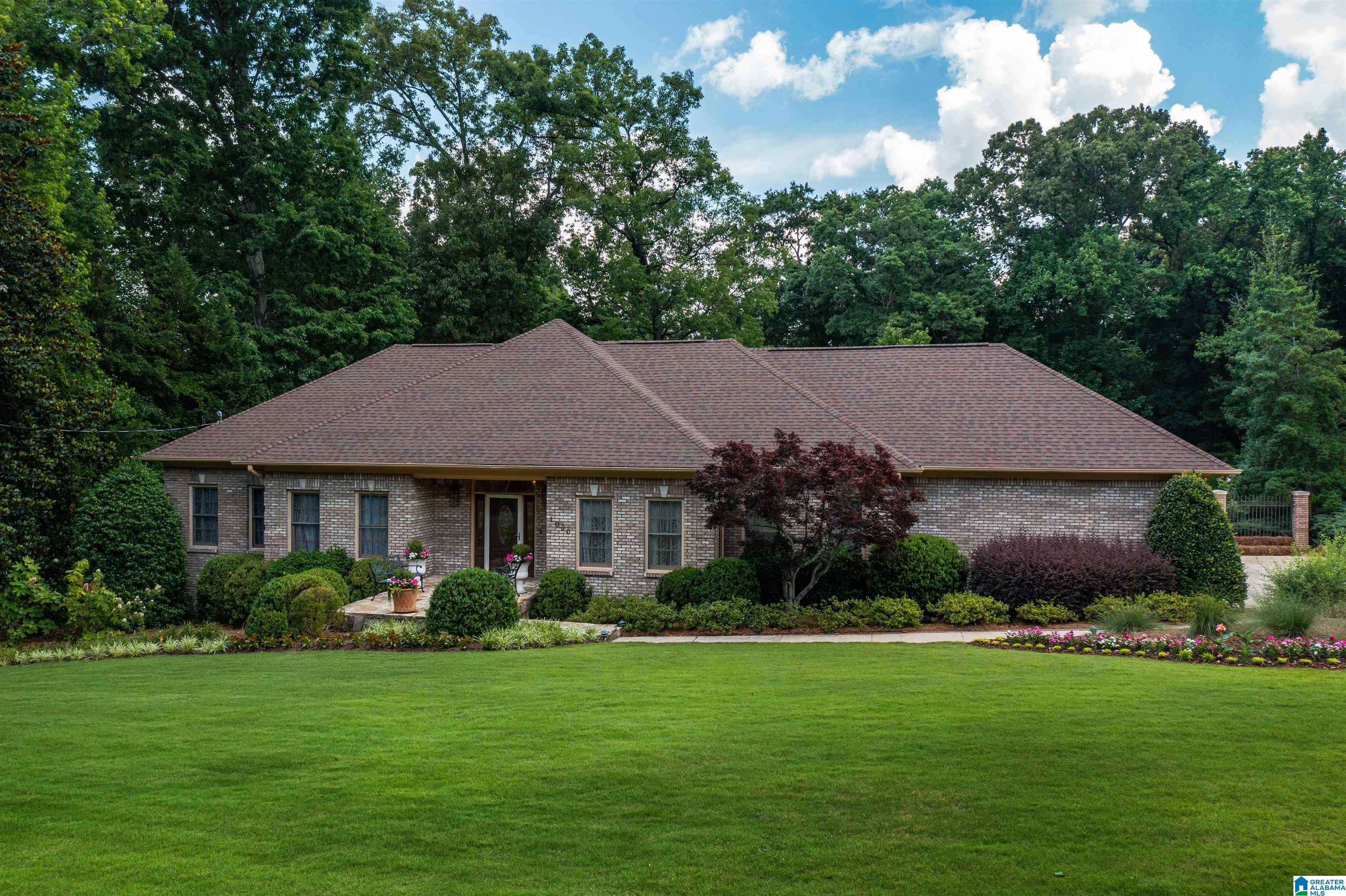 1000 Rutledge Drive Birmingham, AL 35228 - Photo 1 of 42