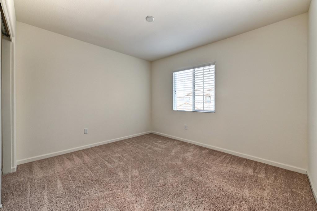 3231 Foxton Way Rancho Cordova, CA 95670 - Photo 20 of 29 an empty room with a window