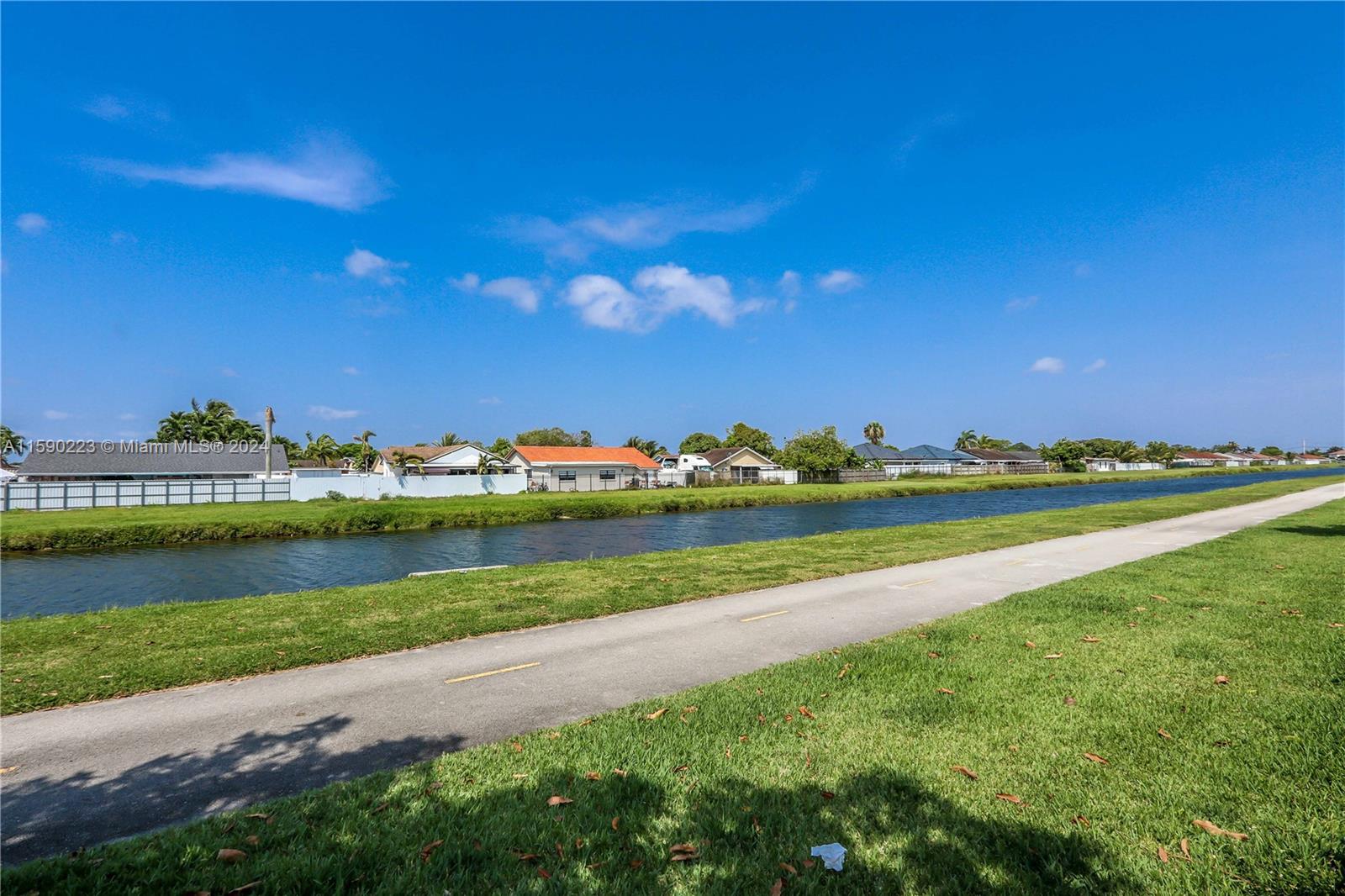 21002 Southwest 124th Ave Road Miami, FL 33177 - Photo 11 of 66 Gallery Image 11
