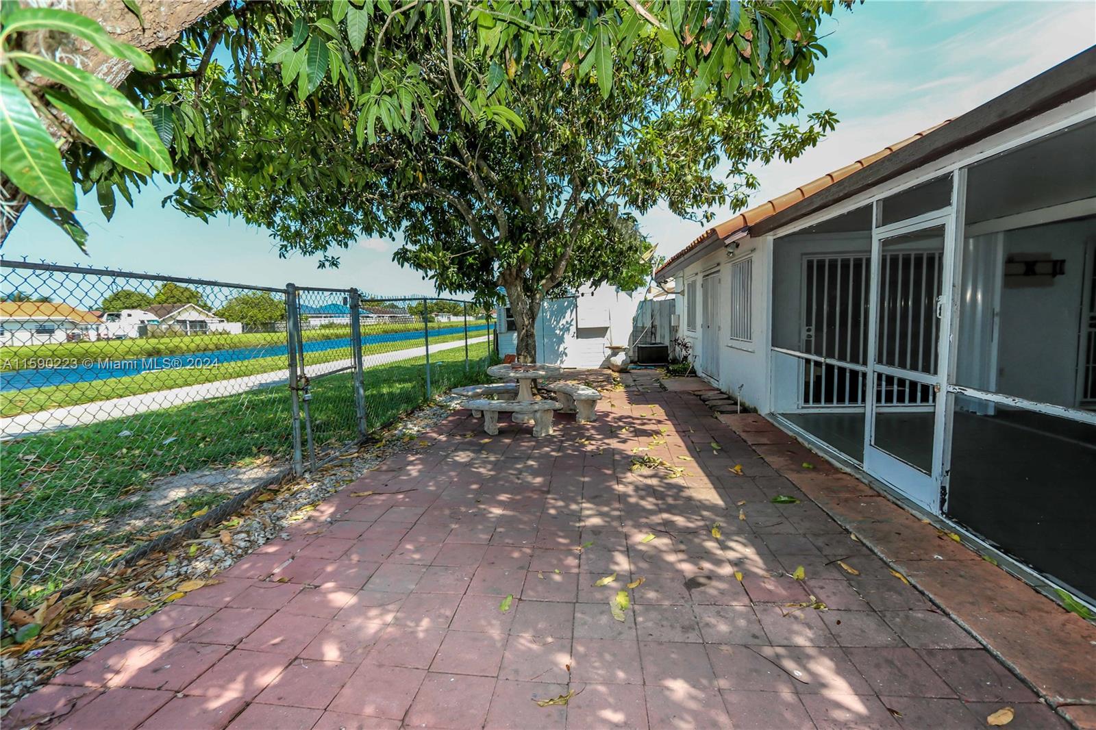21002 Southwest 124th Ave Road Miami, FL 33177 - Photo 17 of 66 Gallery Image 17