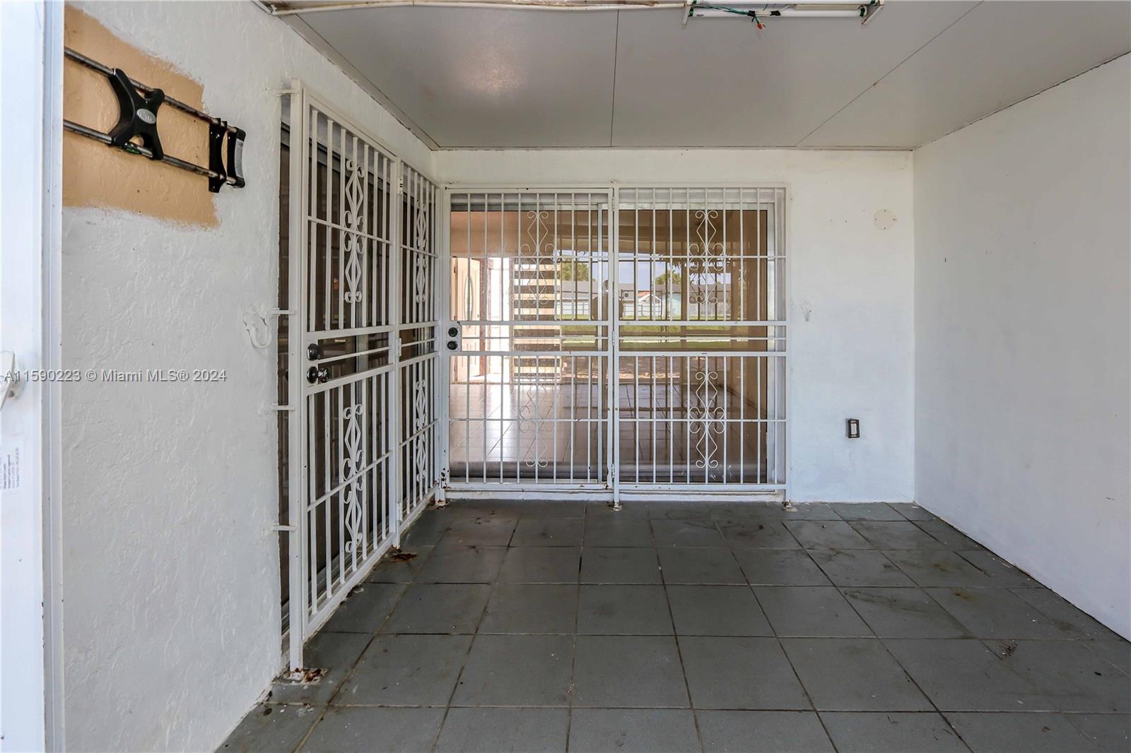 21002 Southwest 124th Ave Road Miami, FL 33177 - Photo 24 of 66 Gallery Image 24