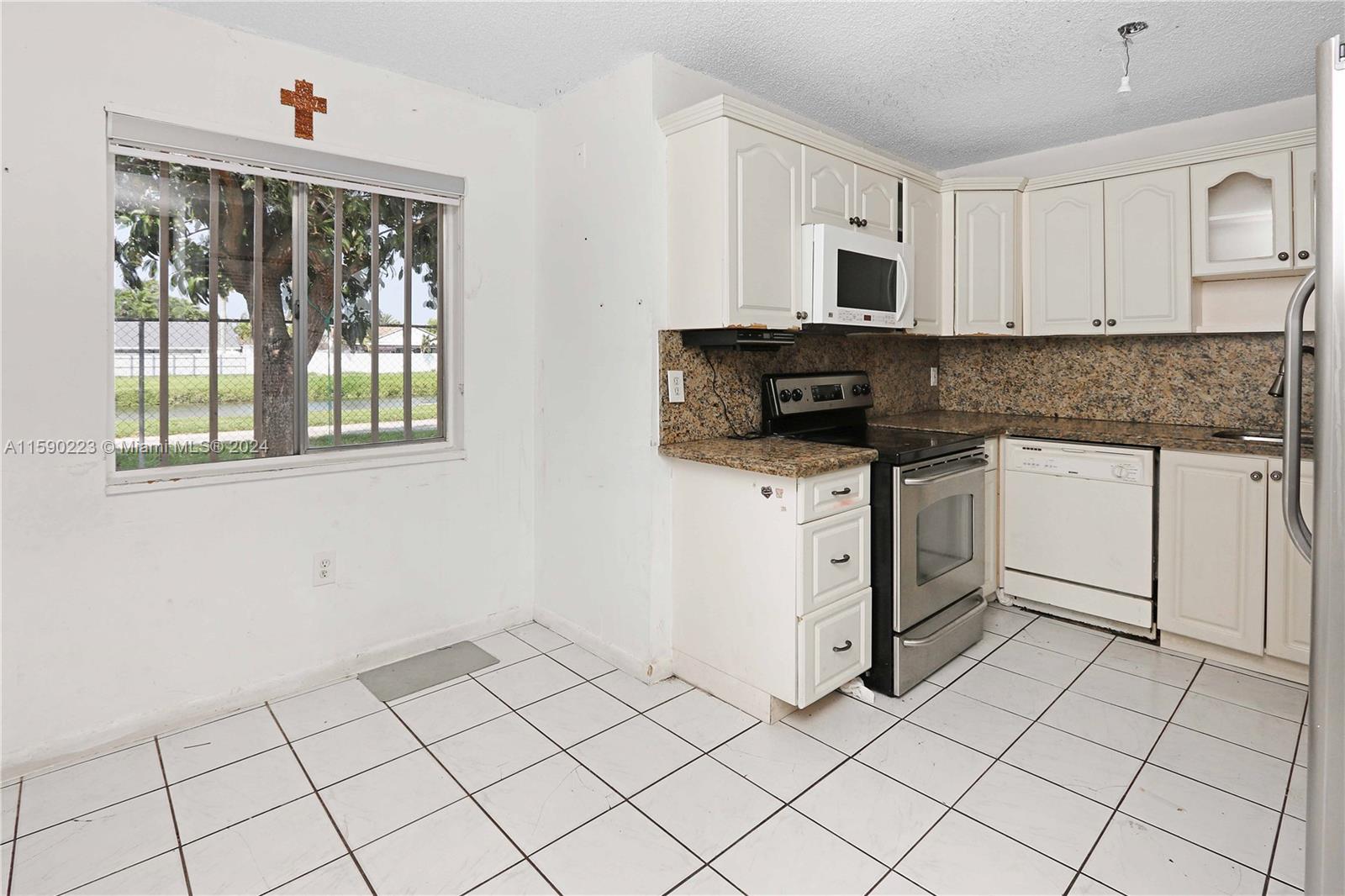 21002 Southwest 124th Ave Road Miami, FL 33177 - Photo 39 of 66 Gallery Image 39