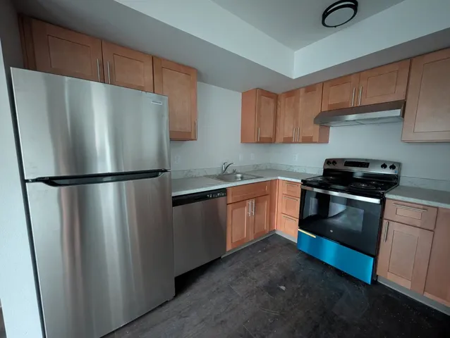 $1,152 | 900 North Oak Harbor Street, Oak Harbor, WA 98277