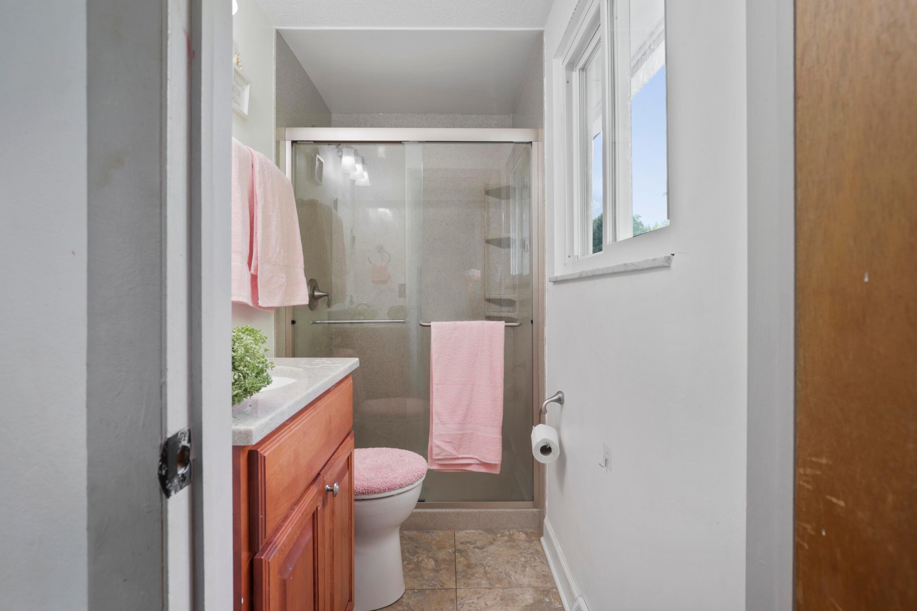 2182 Balmoral Road Columbus, OH 43229 - Photo 37 of 54 0N4A0024