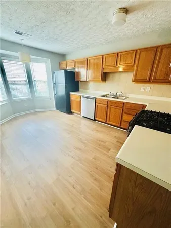 $2,050 | 146 Willow Stream Court, Roswell, GA 30076