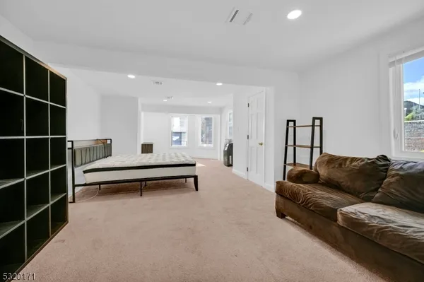 $2,200 | 38 Morris Street, Morristown, NJ 07960