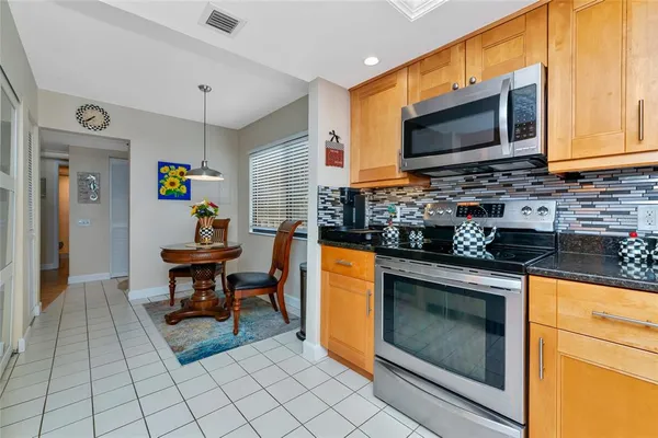 $264,900 | 232 Woodland Drive, Unit 232, Osprey, FL 34229