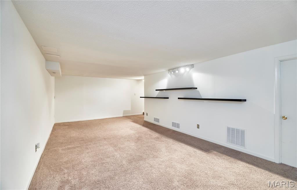 221 Braeshire Drive, Unit A Ballwin, MO 63021 - Photo 27 of 32