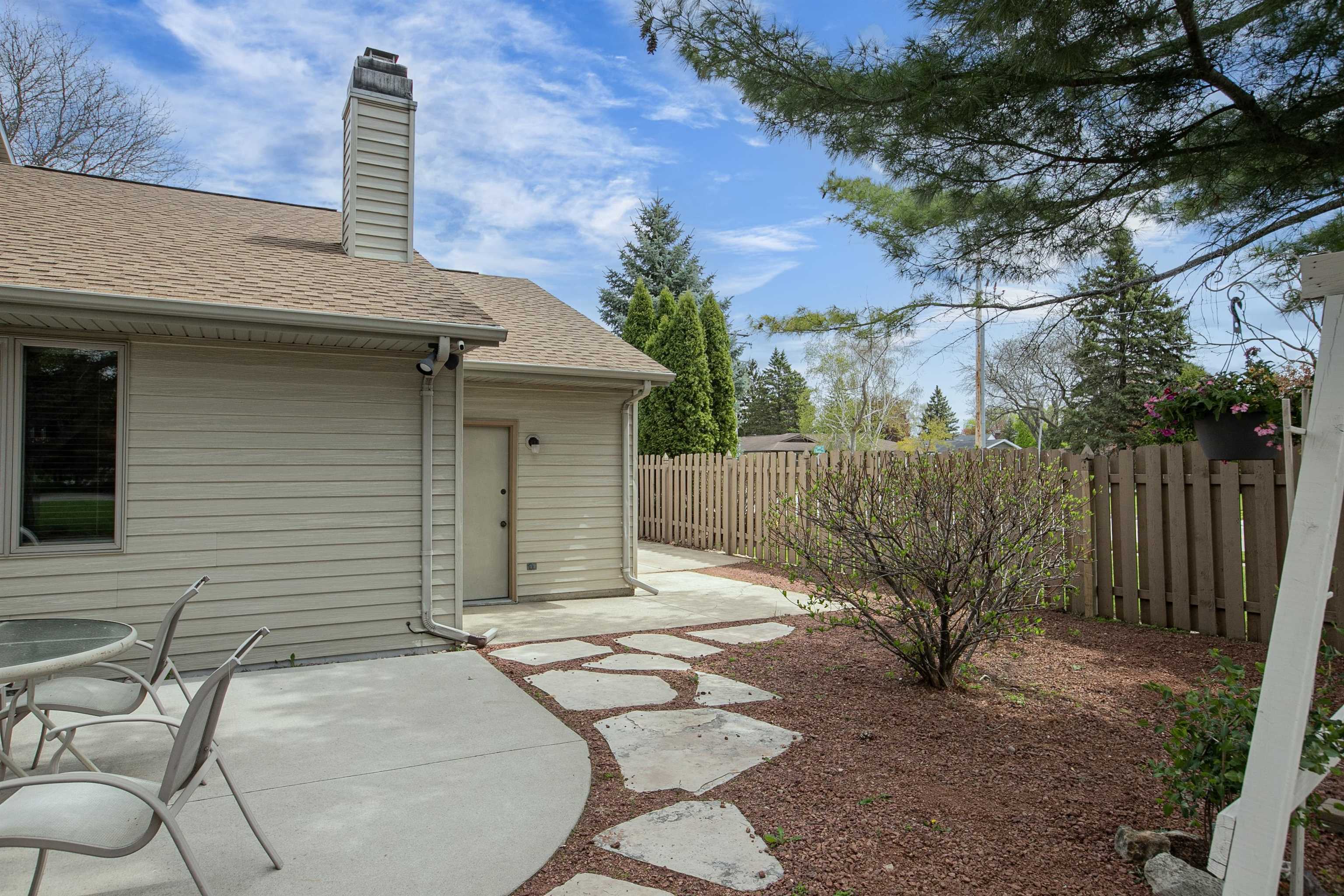3401 North Rankin Street Appleton, WI 54911 - Photo 8 of 65