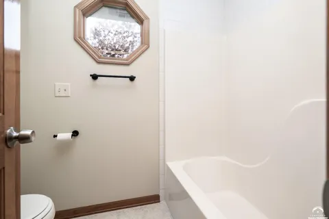 $549,900 | 2101 Riviera Drive, Lawrence, KS 66047