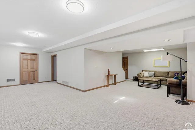 $549,900 | 2101 Riviera Drive, Lawrence, KS 66047