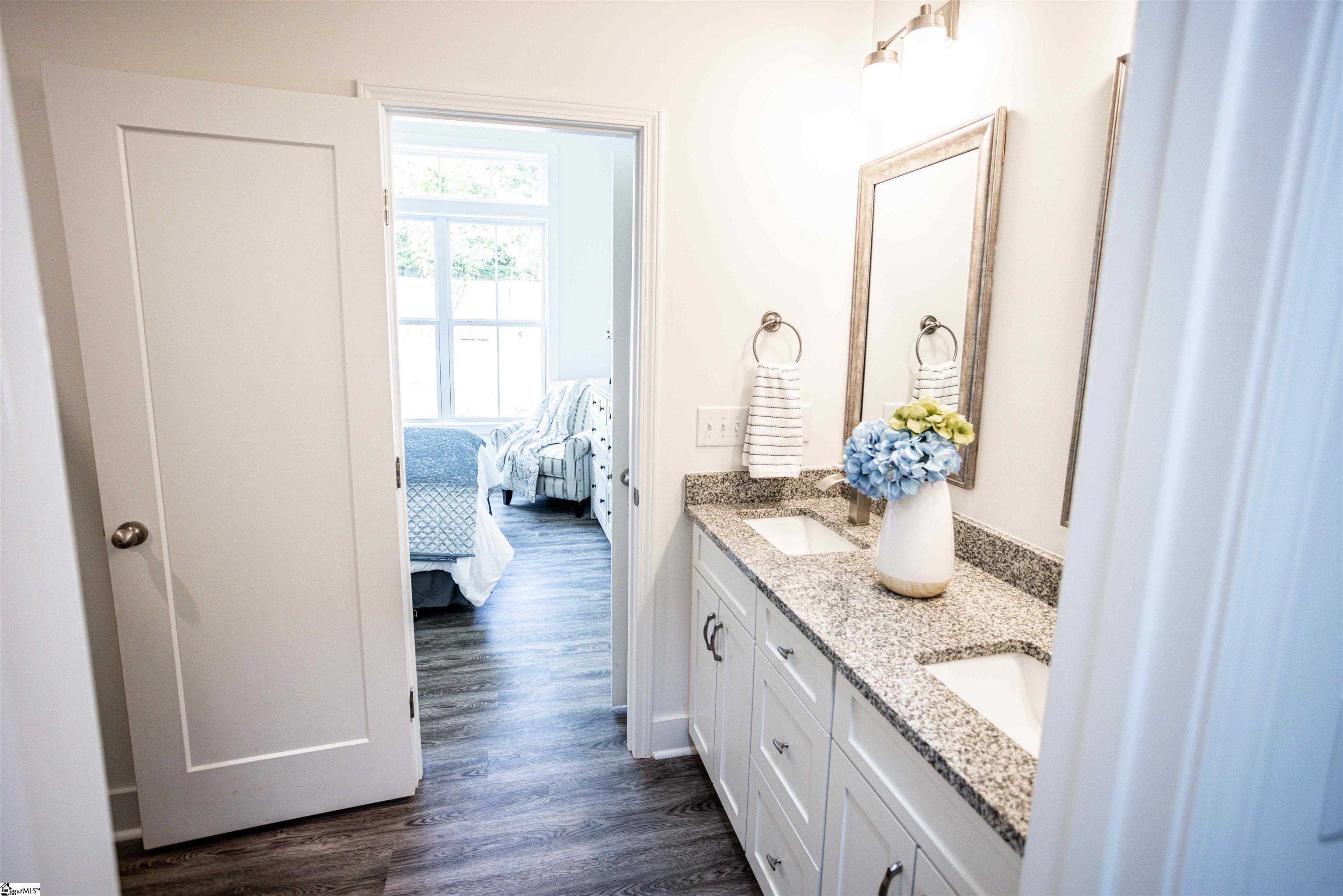 16 Clark Street Greenville, SC 29607 - Photo 19 of 34 Gallery Image 19