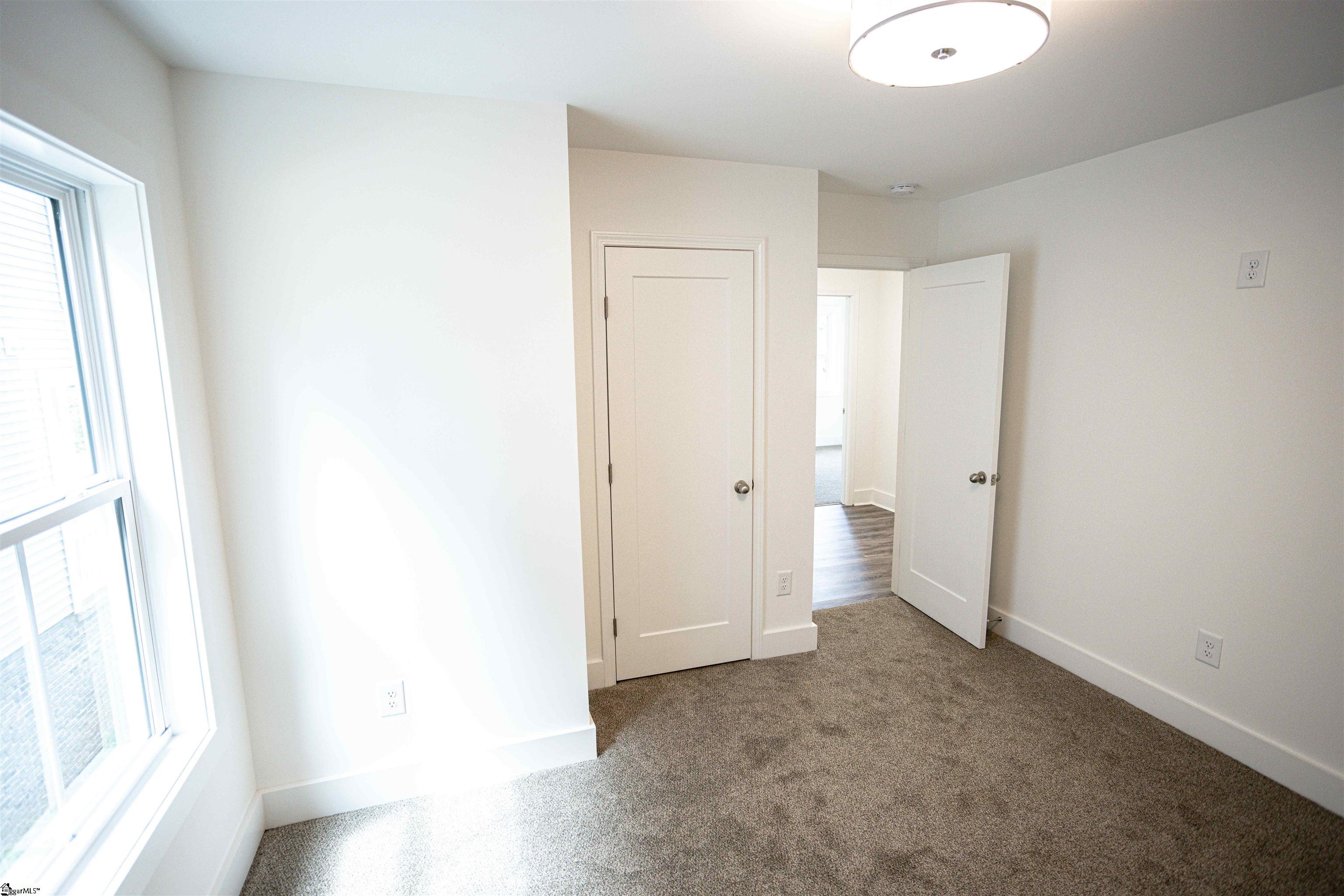 16 Clark Street Greenville, SC 29607 - Photo 29 of 34 Gallery Image 29