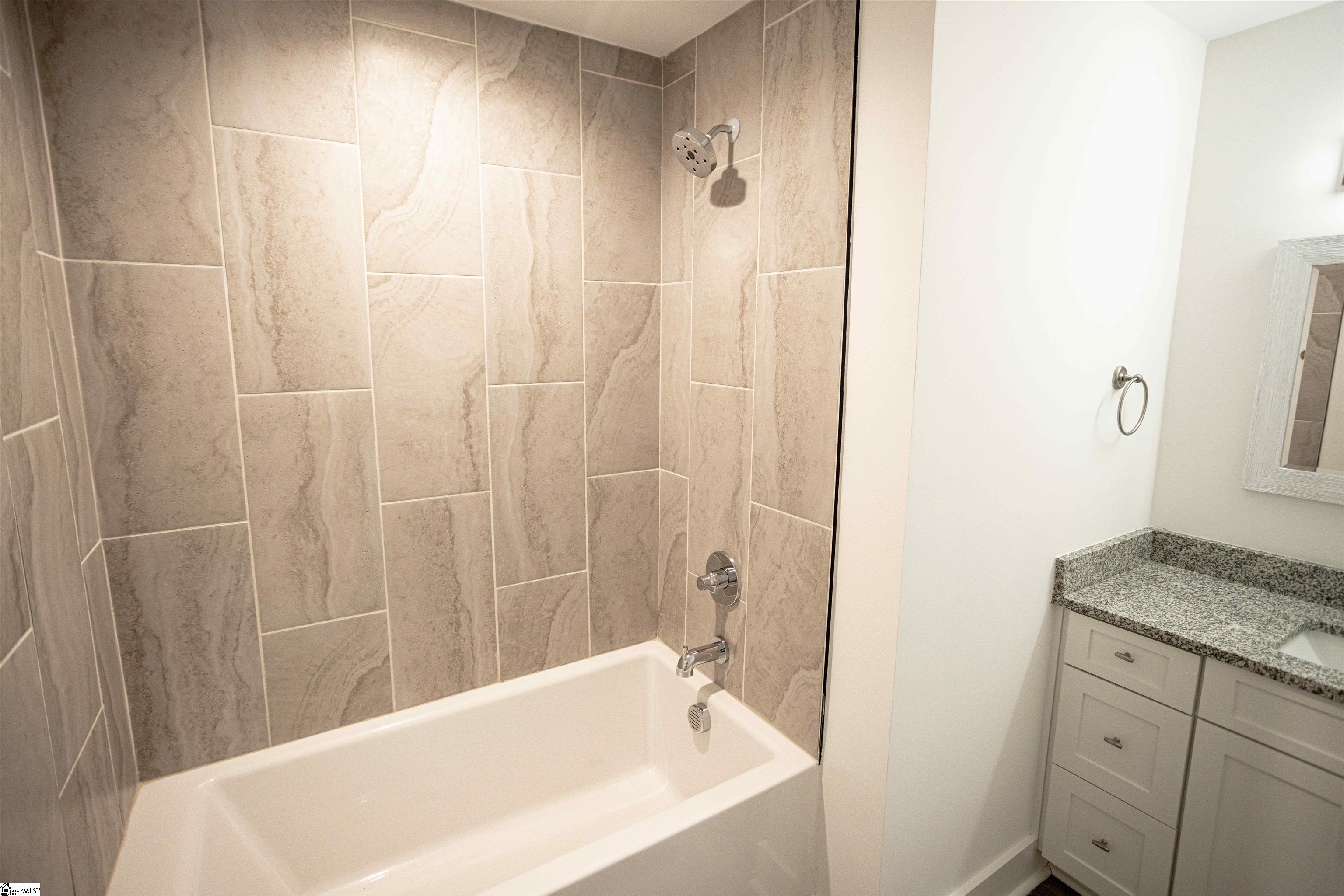 16 Clark Street Greenville, SC 29607 - Photo 30 of 34 Gallery Image 30
