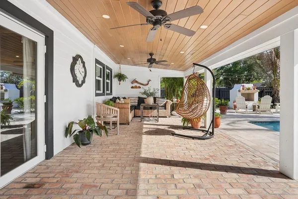$849,000 | 836 34th Avenue, Vero Beach, FL 32960