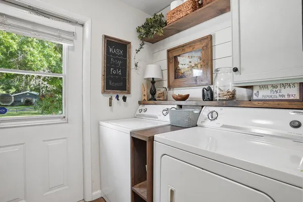 a view of washer and dryer