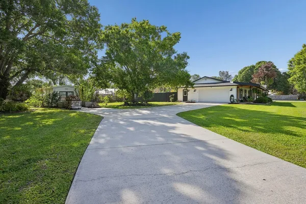 $849,000 | 836 34th Avenue, Vero Beach, FL 32960