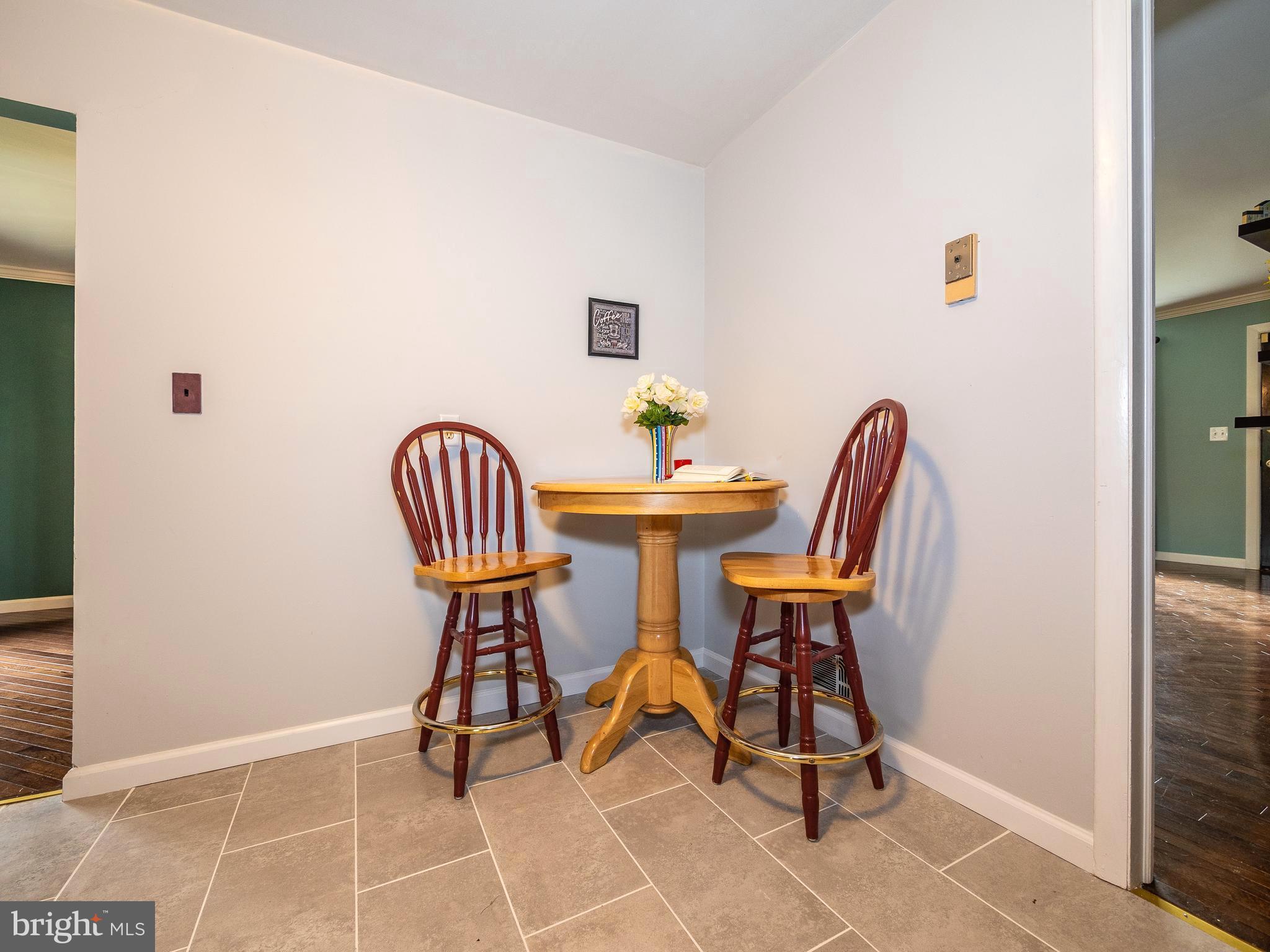 3837 Cherrybrook Road Randallstown, MD 21133 - Photo 8 of 30 Eat in Option