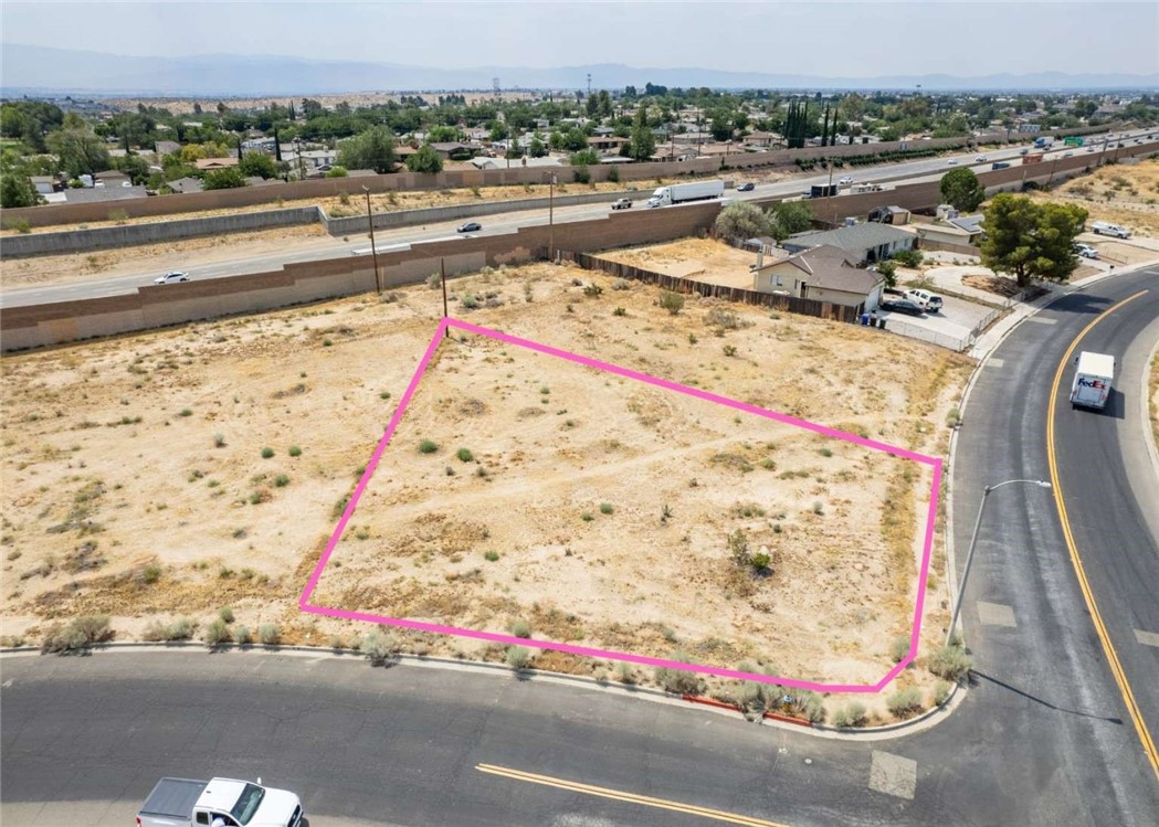 16125 Tawney Ridge Lane Victorville, CA 92394 - Photo 5 of 5