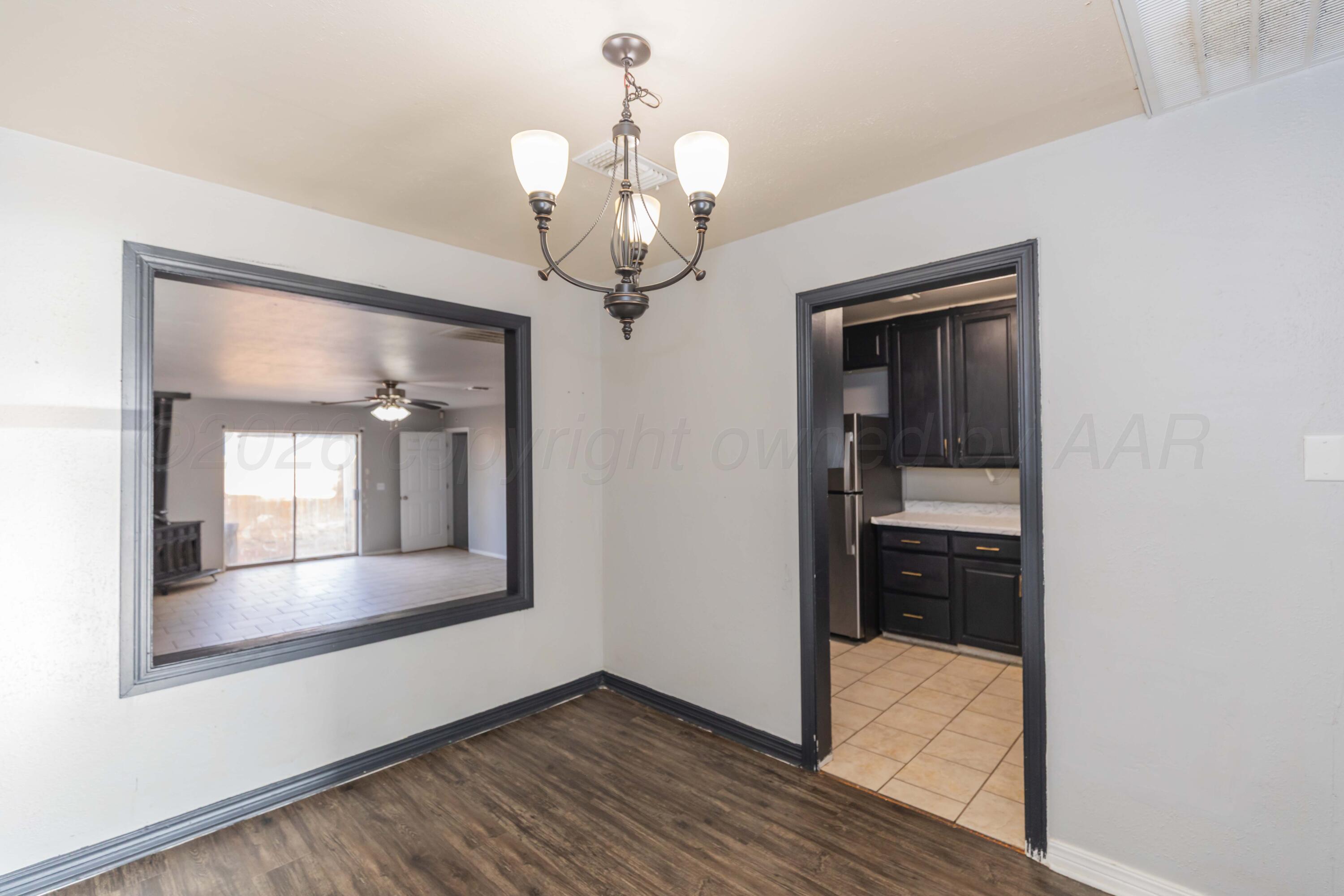 4110 South Lipscomb Street Amarillo, TX 79110 - Photo 9 of 36 DINING VIEW 2