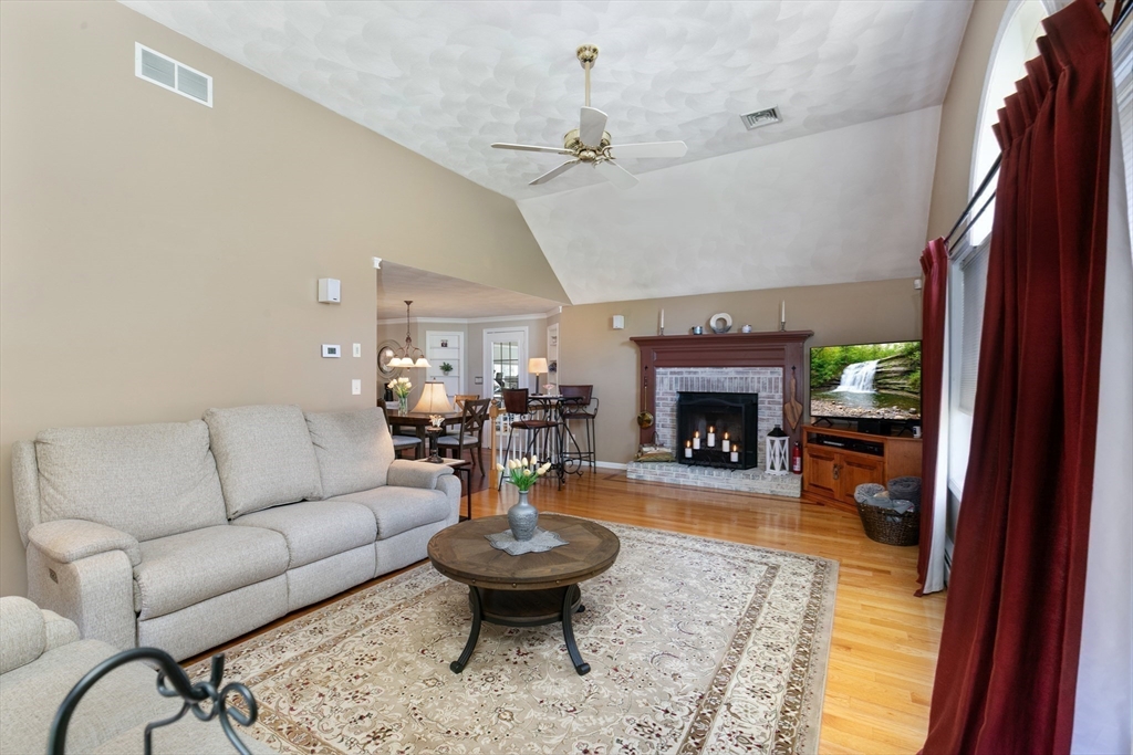 3 Bramble Hill Road Methuen, MA 01844 - Photo 15 of 42