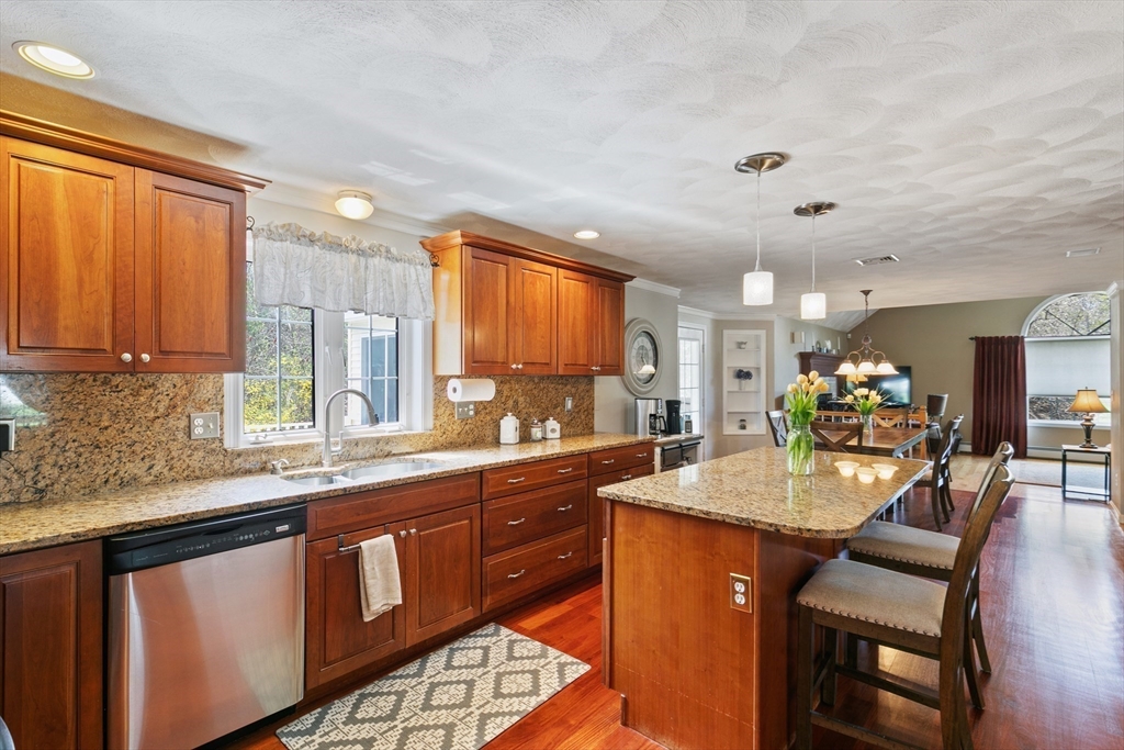 3 Bramble Hill Road Methuen, MA 01844 - Photo 8 of 42