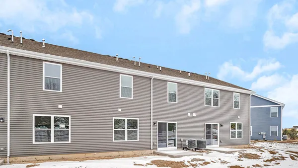 $324,990 | 3534 Richardson Circle, Yorkville, IL 60560