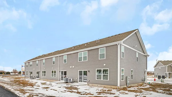 $324,990 | 3534 Richardson Circle, Yorkville, IL 60560