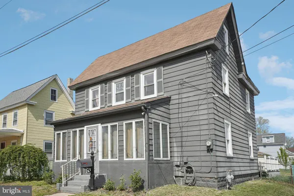 $285,000 | 1013 North Chestnut Street, Paulsboro, NJ 08066