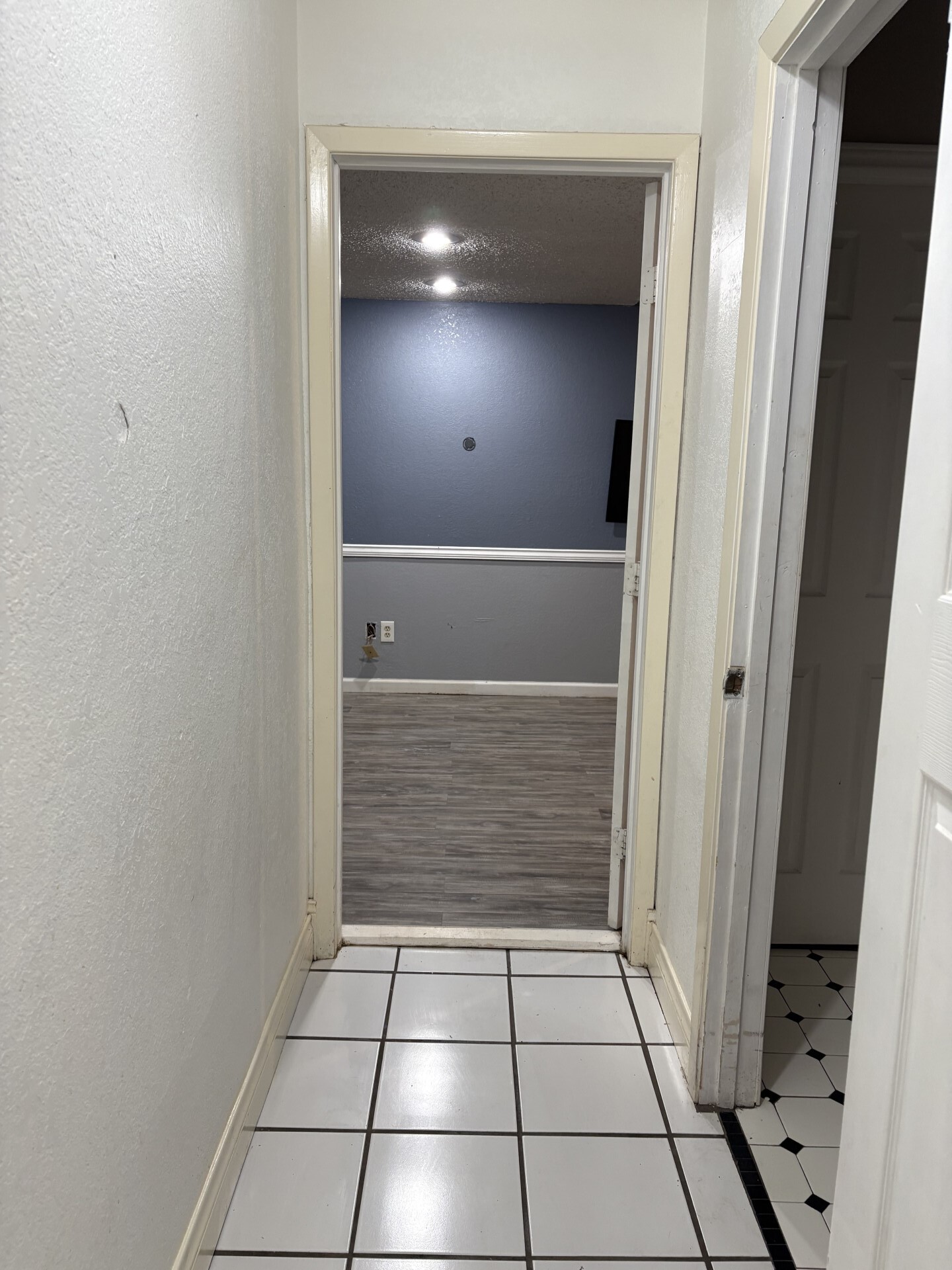 2628 Defor Road Conroe, TX 77301 - Photo 8 of 34